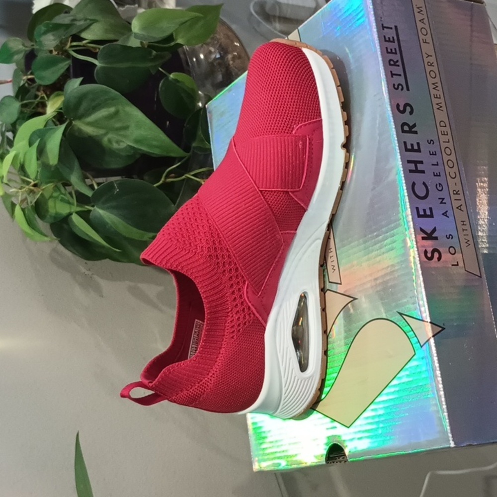 Skechers Street Los Angeles Red Crossknit UNO